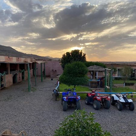 Villa Les Cavaliers Chez Yassine Marrakesh Esterno foto